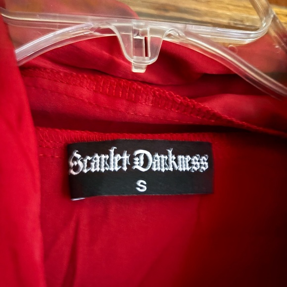 Red Ruffled Buttoned Blouse - Picture 3 of 5